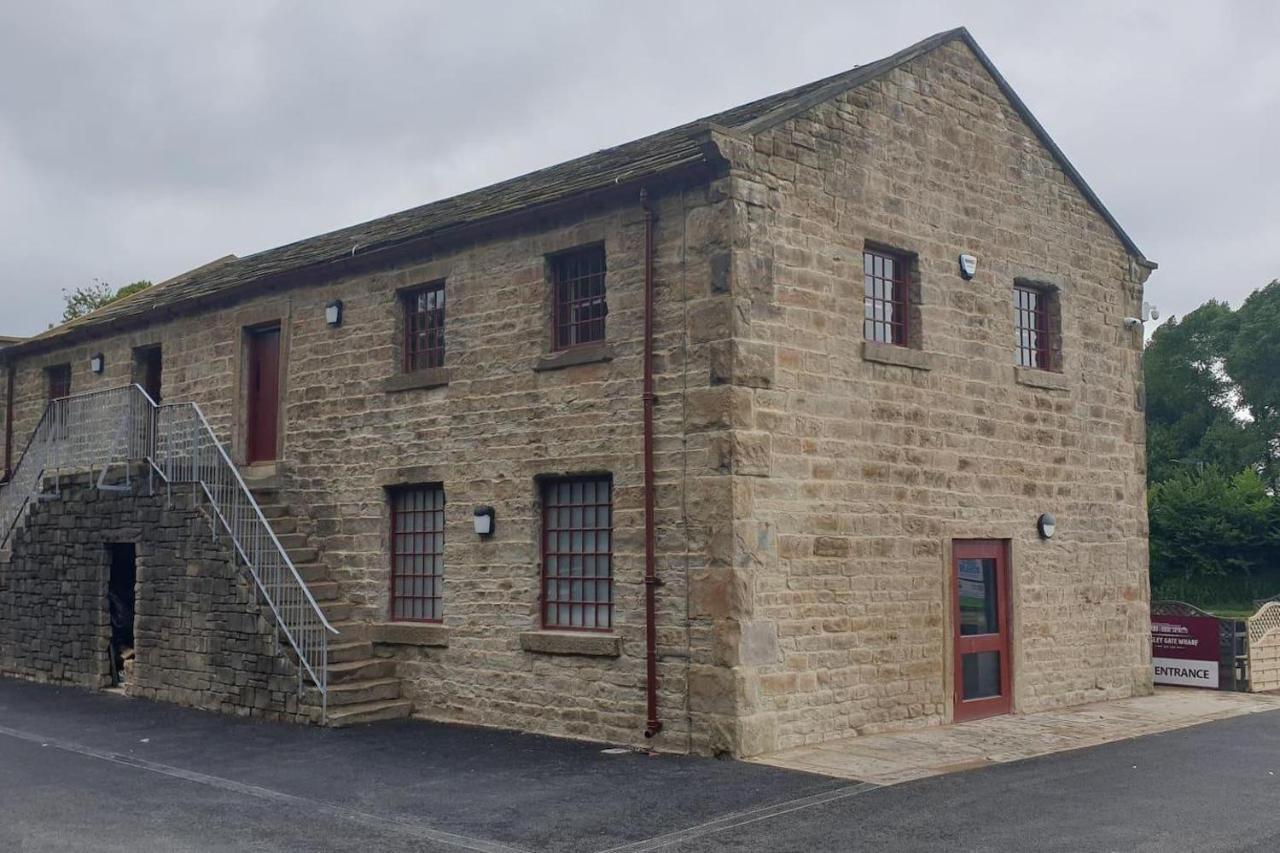 Buck - En-Suite Room In Canalside Guesthouse Burnley Bagian luar foto